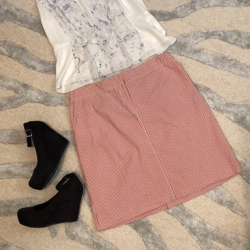 J. Crew Seersucker Light Red & White Skirt Pockets